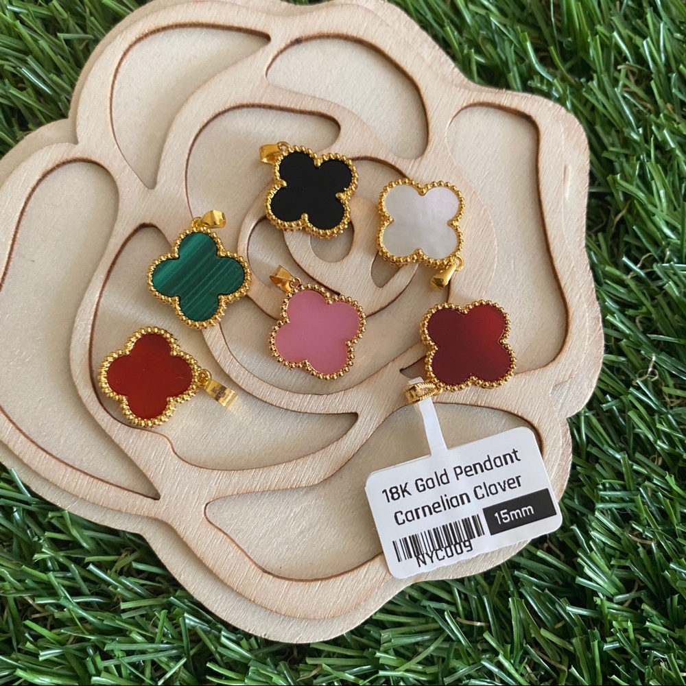 Real 18k Lightweight/Hollow Gold 15mm Clover Pendant Charm
